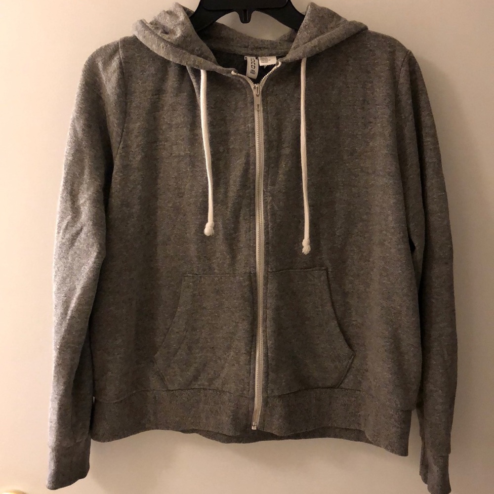 Basic zip up